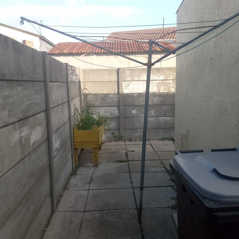 To Let 2 Bedroom Property for Rent in Weltevreden Valley Western Cape